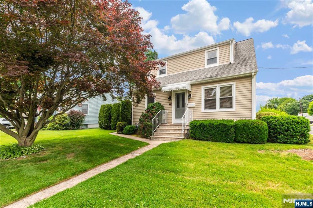 849 Wyoming Ave, Maywood, NJ 07607