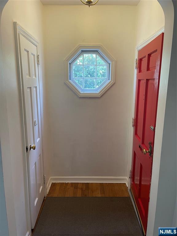 10-16 Burbank Street - Photo 1