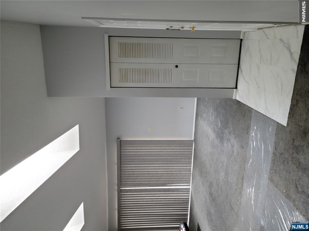 27 Townsend Court 27 - Photo 2