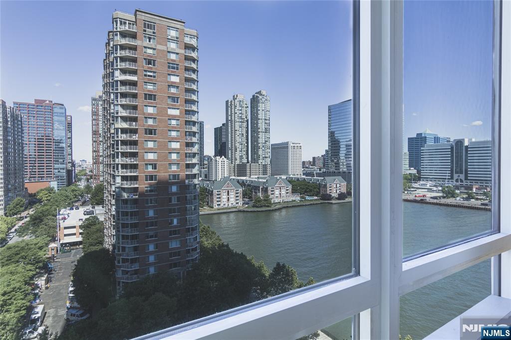 3rd image of 2 2Nd St #1207, Jersey City, NJ 07302 | MLS# 26020972
