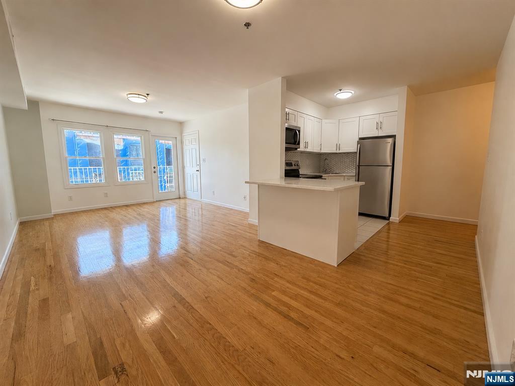 422 6th Street - Photo 2