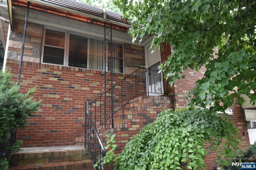 356 Slocum Way - Photo 3