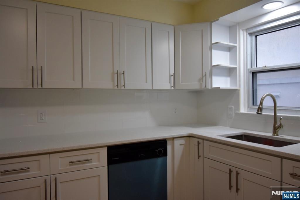 356 Slocum Way - Photo 5