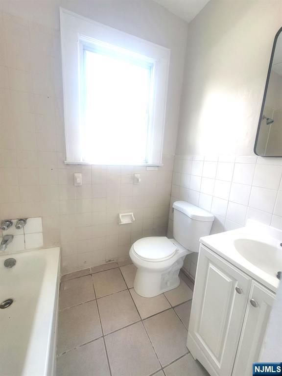 195 Lehigh Avenue - Photo 1