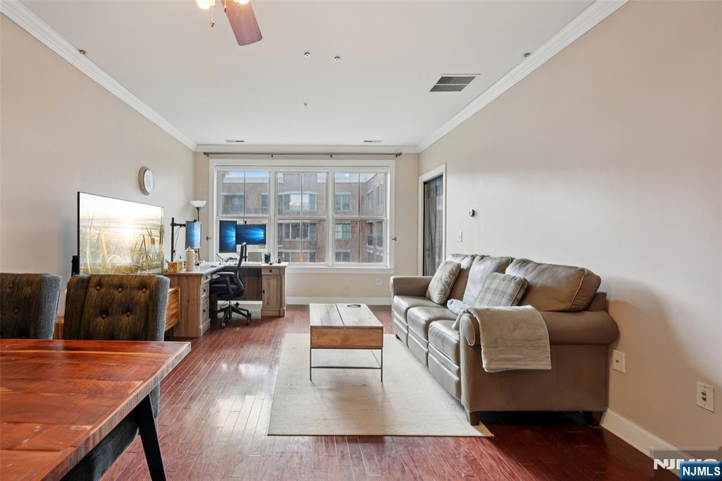 22 Ave At Port Imperial 413 - Photo 3