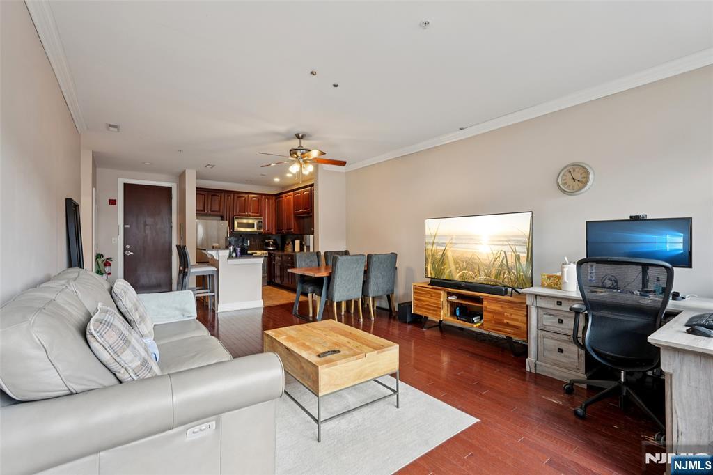 22 Ave At Port Imperial 413 - Photo 4