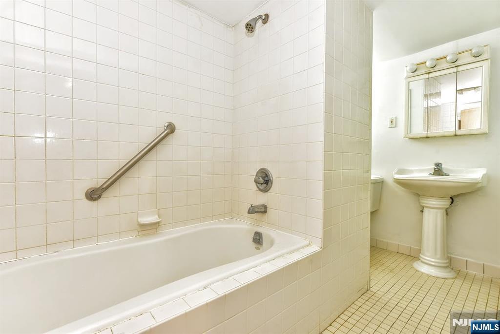88 Woodland Avenue - Photo 5