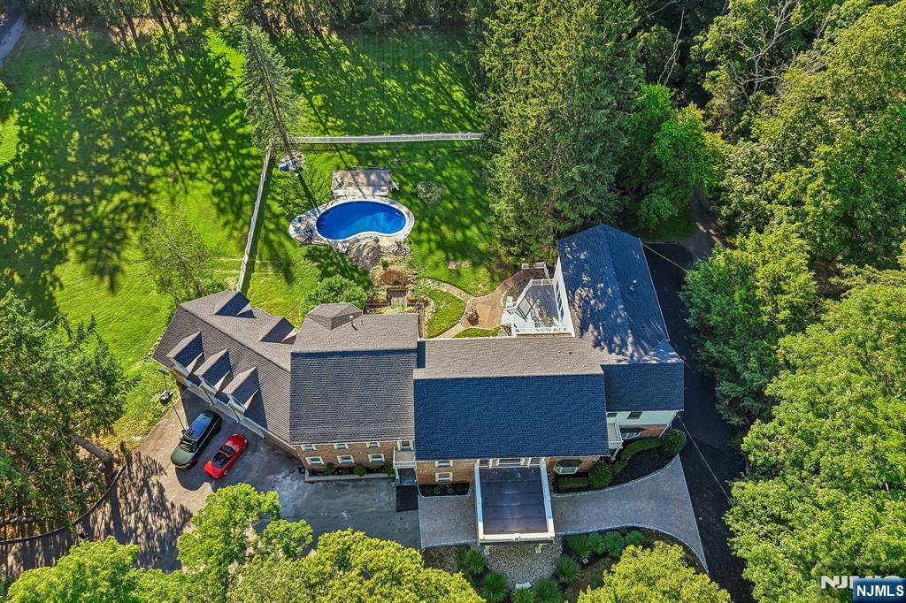 1050 Ramapo Valley Road - Photo 1