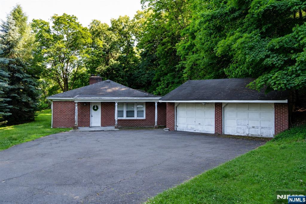 45 Peters Lane - Photo 1