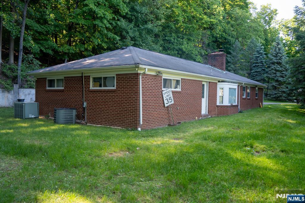 45 Peters Lane - Photo 3