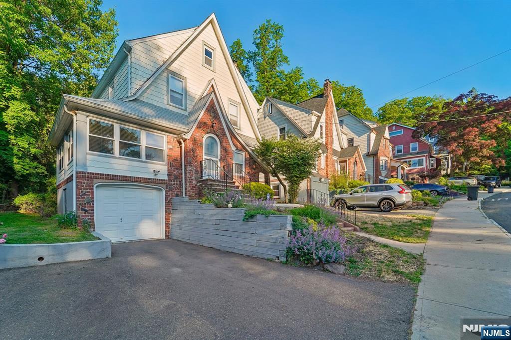 124 Walker Road - Photo 2
