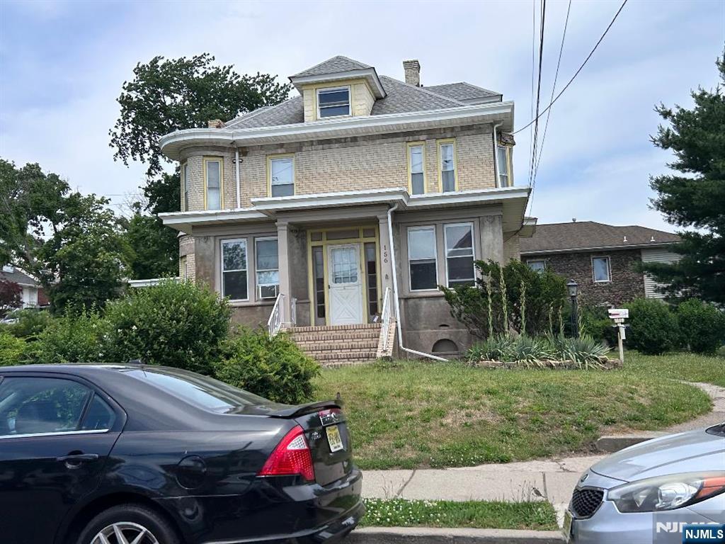 156 Brown Avenue - Photo 1