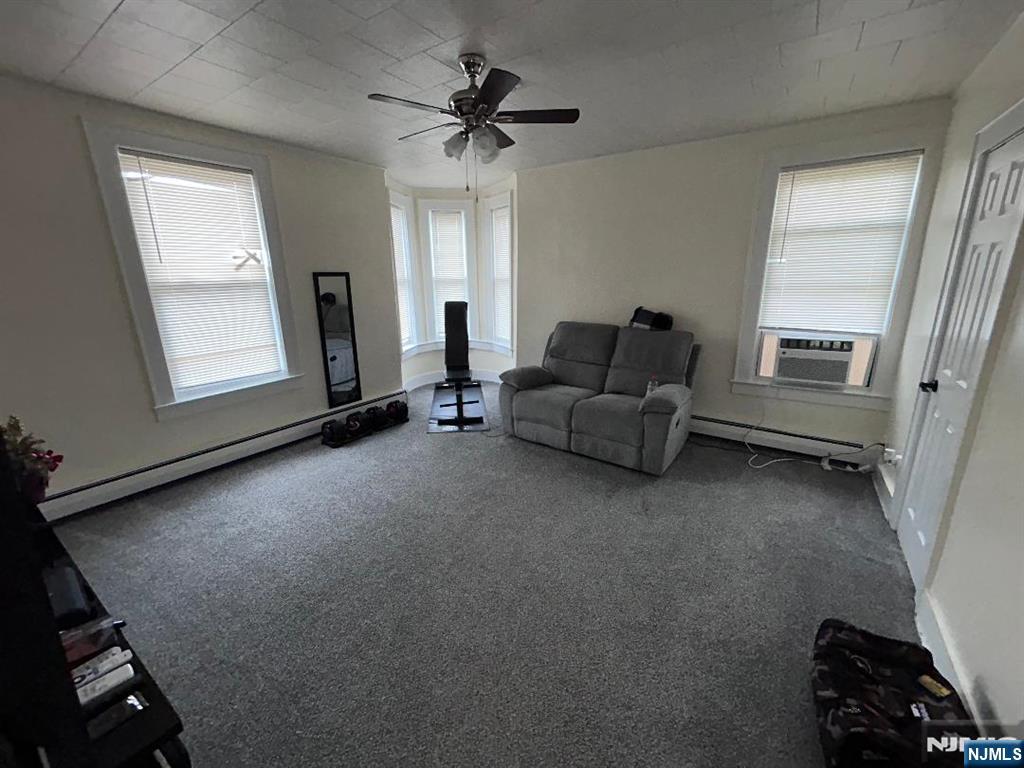 156 Brown Avenue - Photo 5