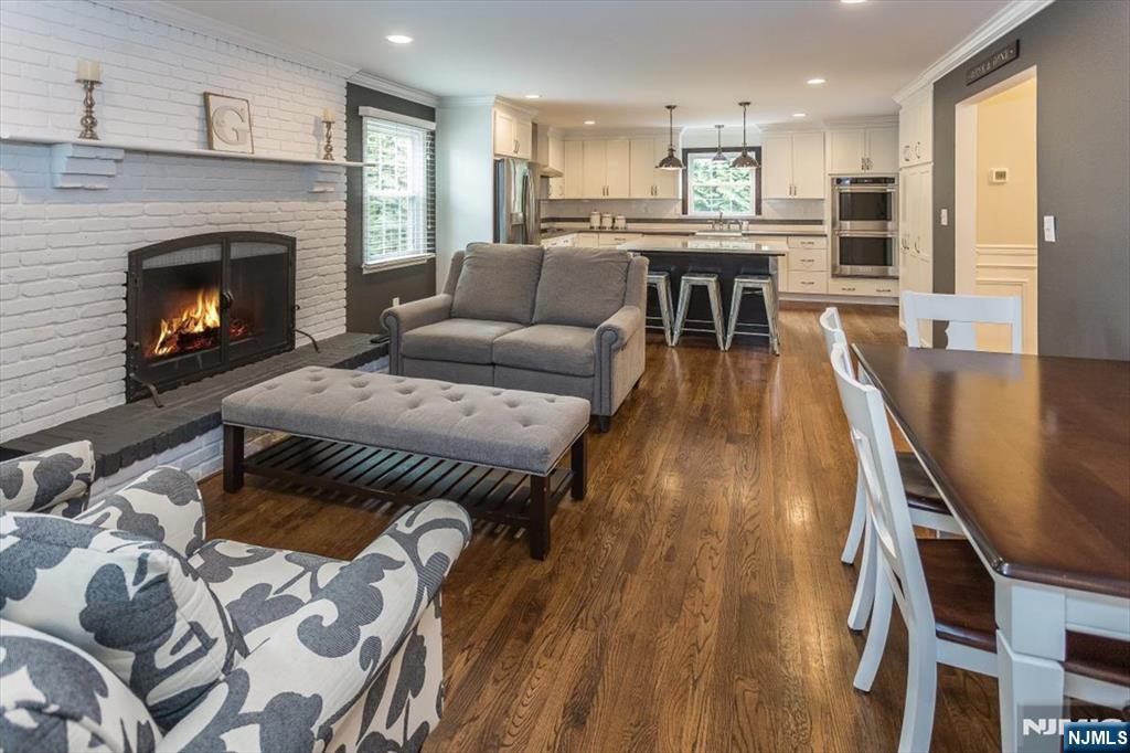 1 Copperfield Way — photo 16