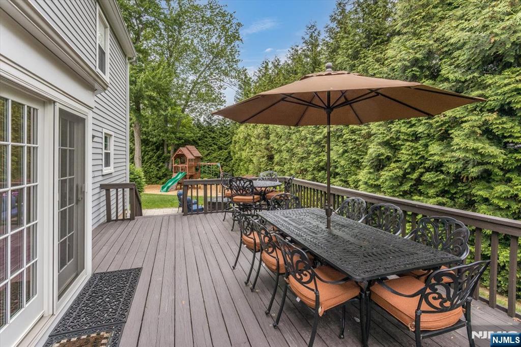 1 Copperfield Way — photo 31