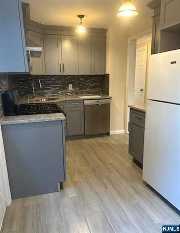 83 Macarthur Avenue 1st. floor - Photo 4