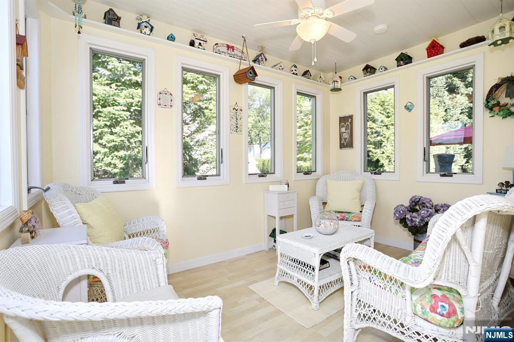 620 Ridgewood Road - Photo 2