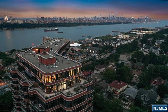 100 Carlyle #16 J/K N, Cliffside Park, NJ 07010