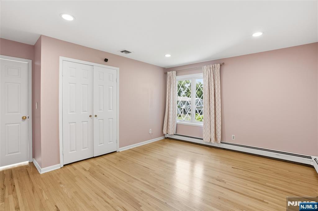 2 Woodside Avenue — photo 24