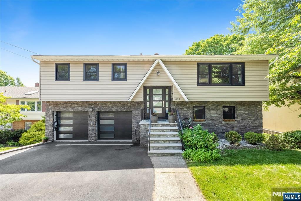 850 Edgewater Avenue - Photo 1