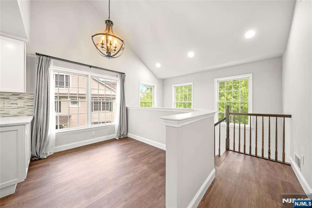 25 Woods Edge Road - Photo 4