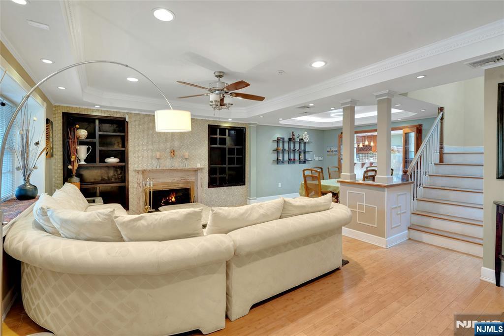 72 Mountain Avenue - Photo 4