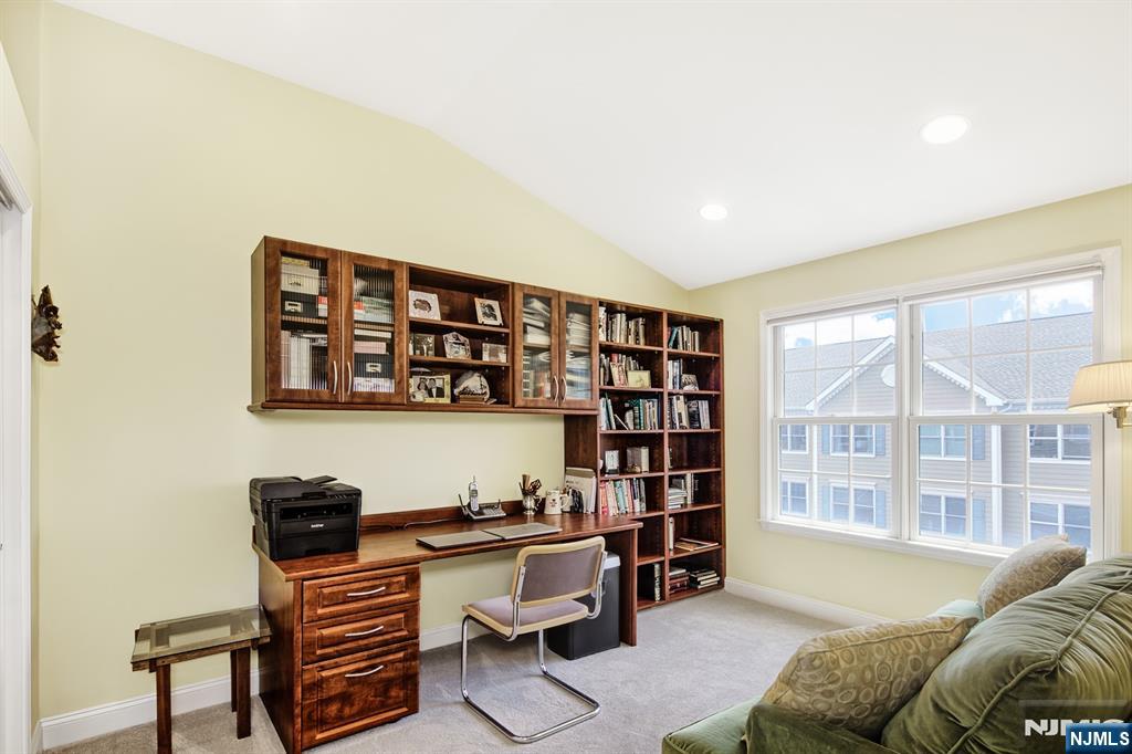 377 Kingston Court — photo 12