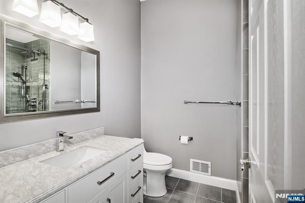 377 Kingston Court — photo 15