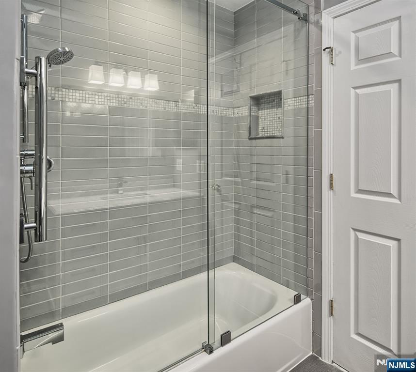 377 Kingston Court — photo 16