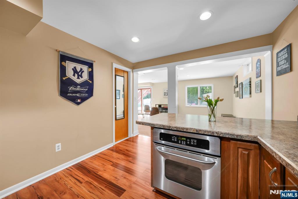 72 Agawam Drive — photo 30
