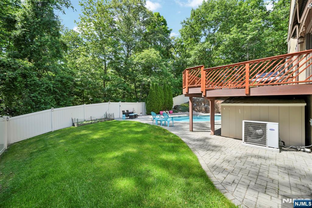 72 Agawam Drive — photo 36