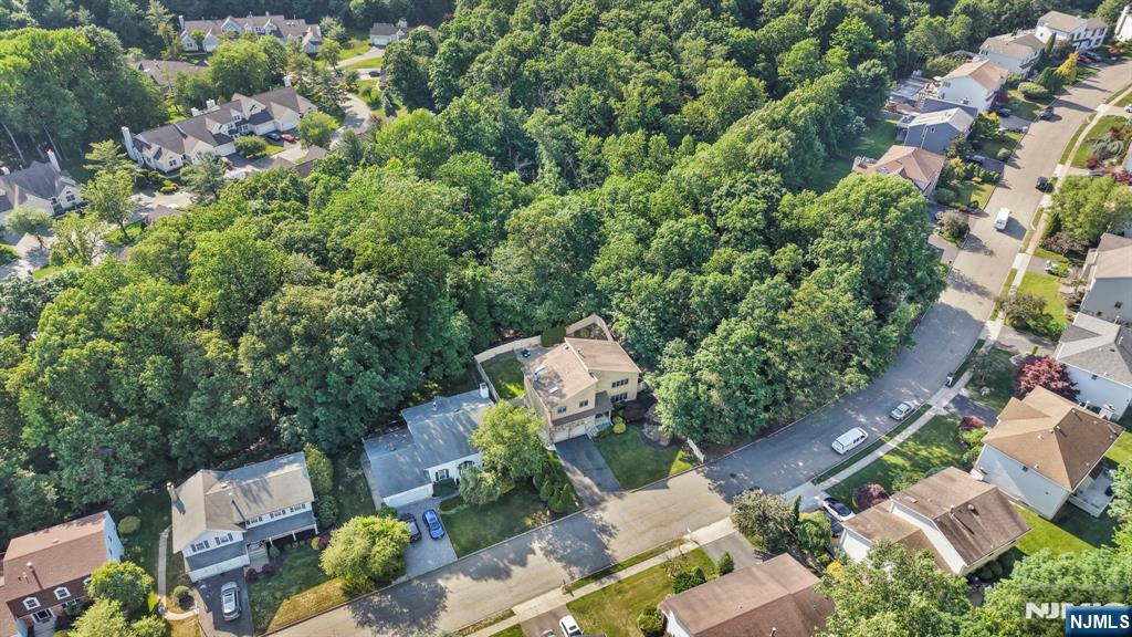 72 Agawam Drive — photo 45