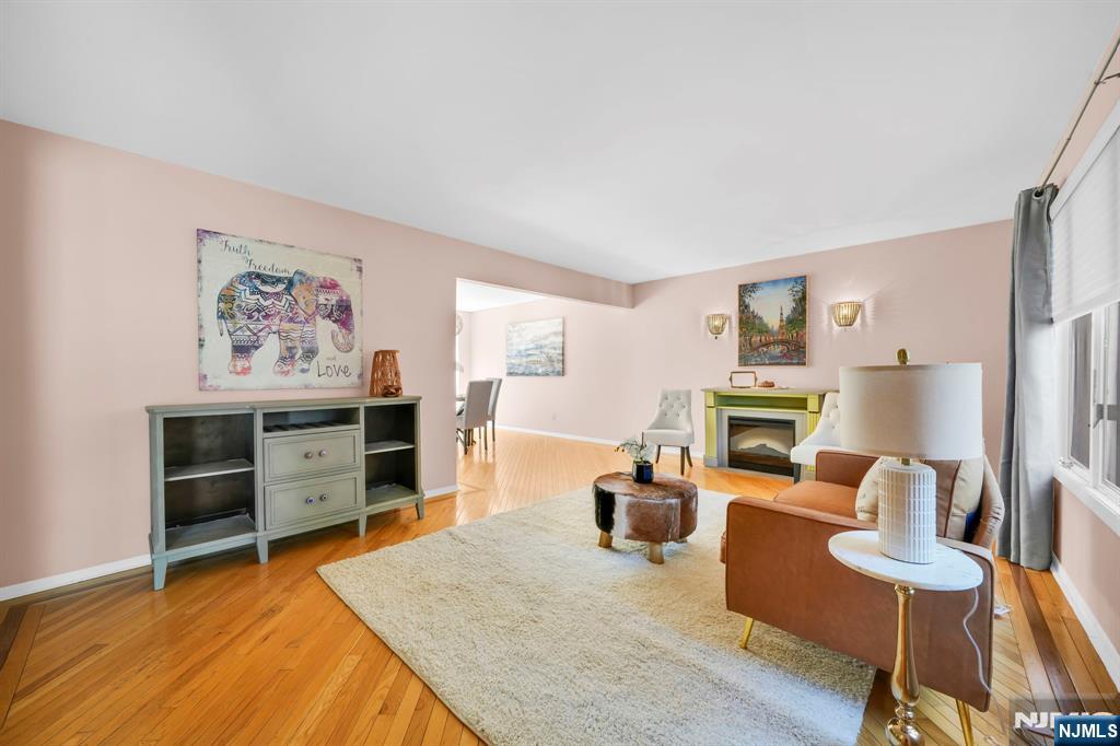 72 Agawam Drive — photo 7