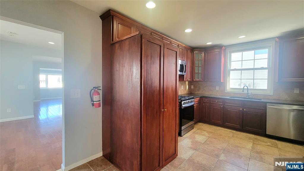 96 Westside Avenue - Photo 5
