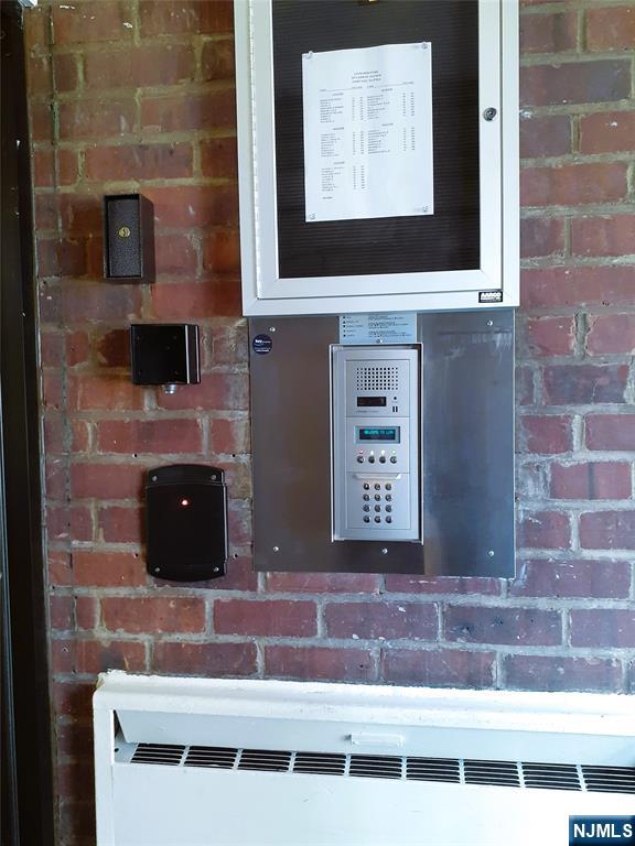 3071 Edwin Avenue 5G - Photo 4