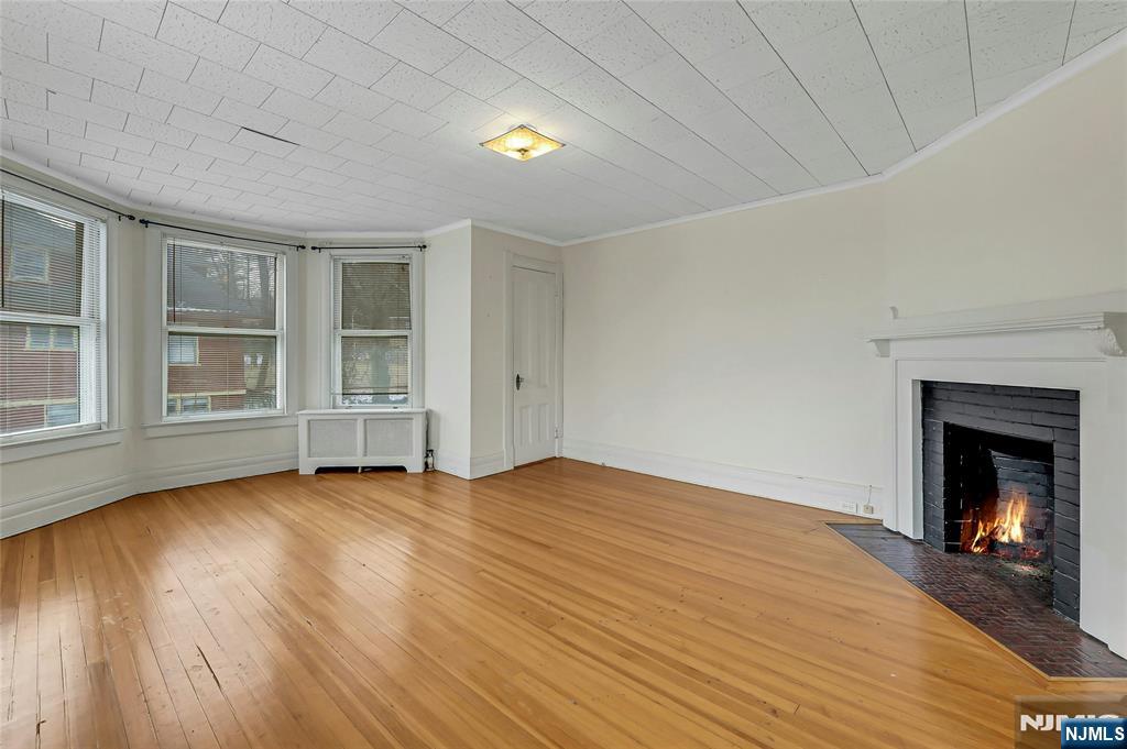 16 Mountain Avenue — photo 17