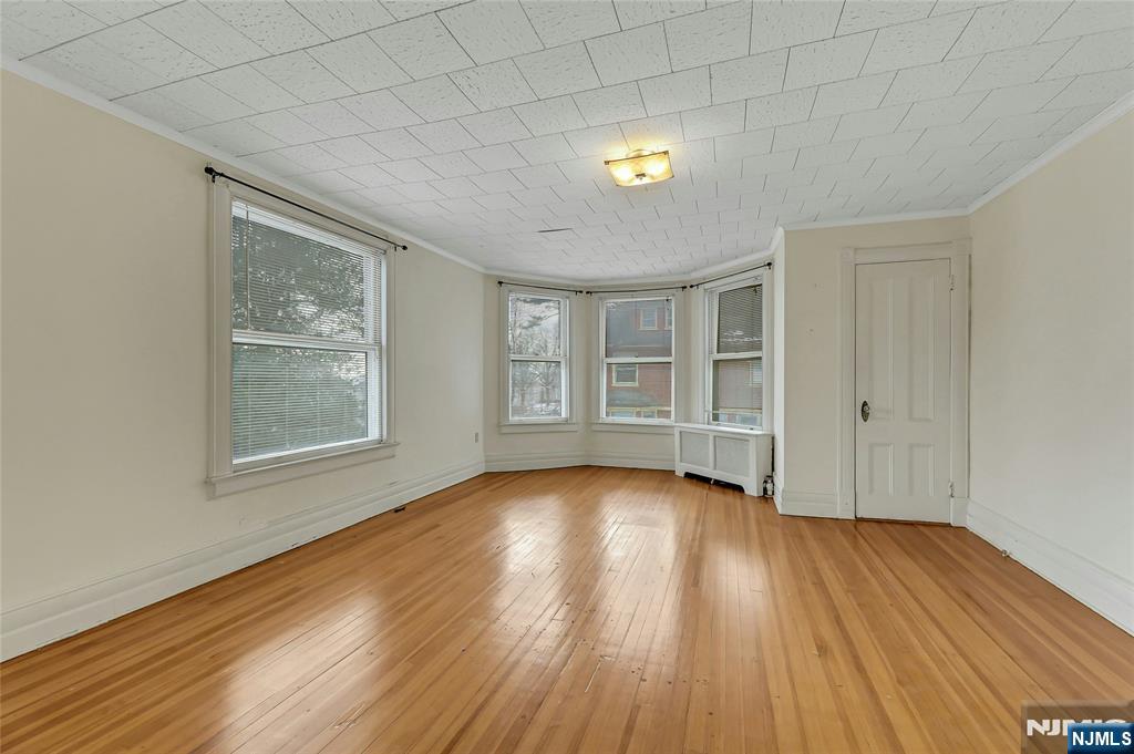 16 Mountain Avenue — photo 18