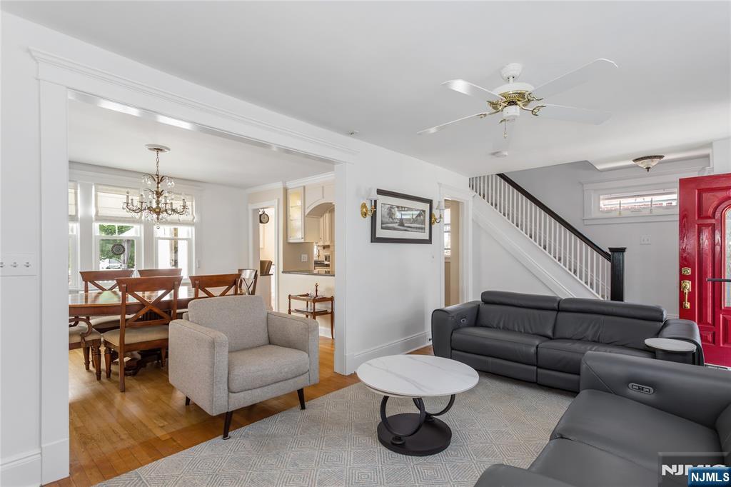 256 Raymond St, Hasbrouck Heights, NJ 07604