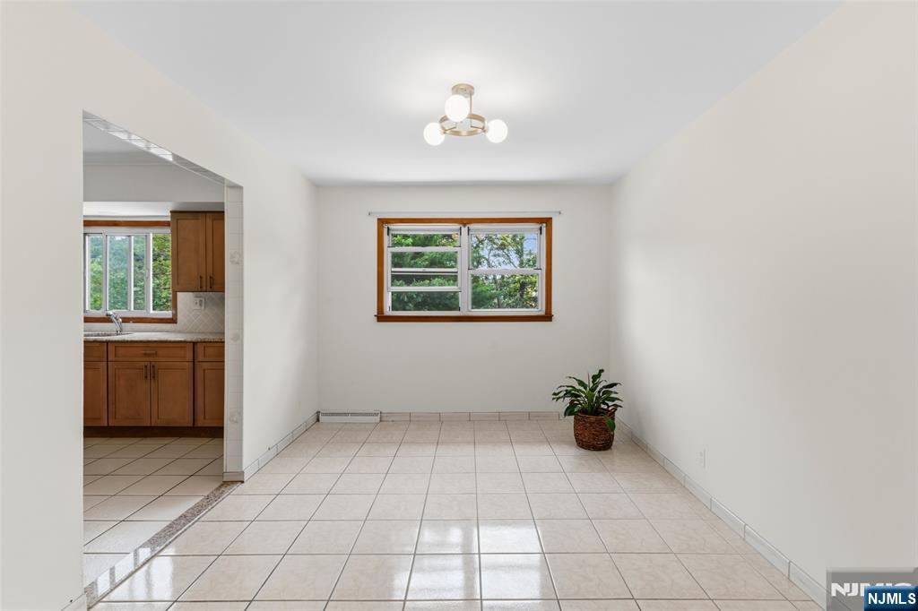 78 Almira Street — photo 16