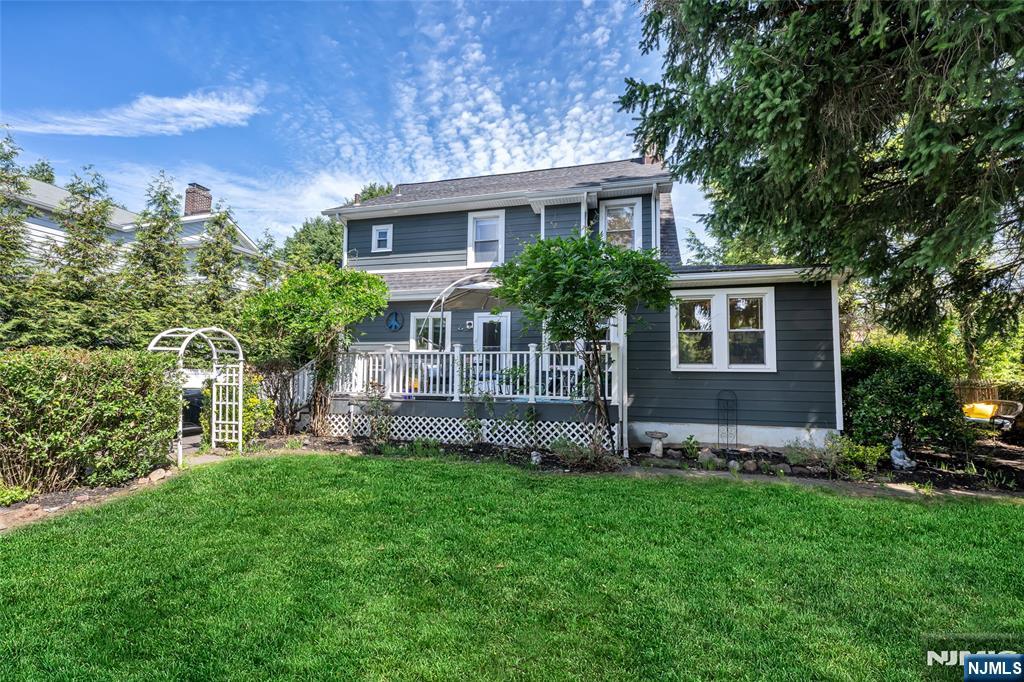 144 Spencer Place — photo 36