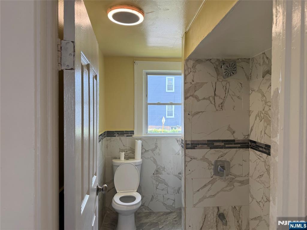 179 Laurel Avenue - Photo 1