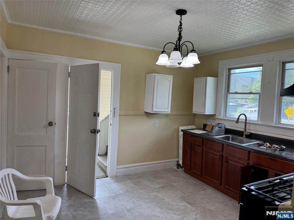 179 Laurel Avenue - Photo 4