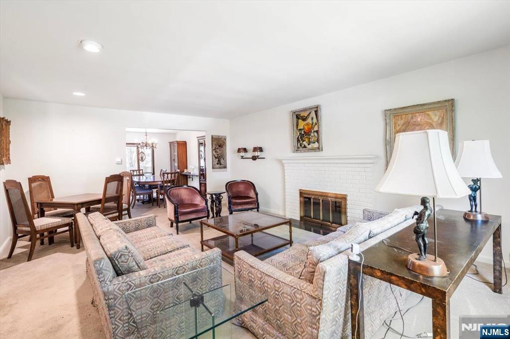 250 Briarcliffe Road — photo 5