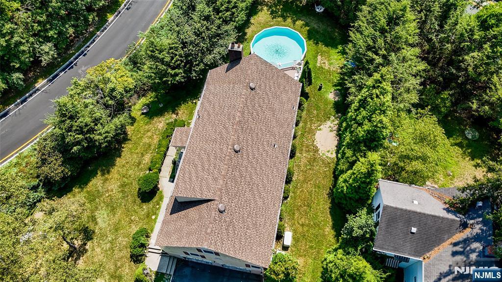 2nd image of 10 Allendale Rd, Saddle River, NJ 07458 | MLS# 26021116