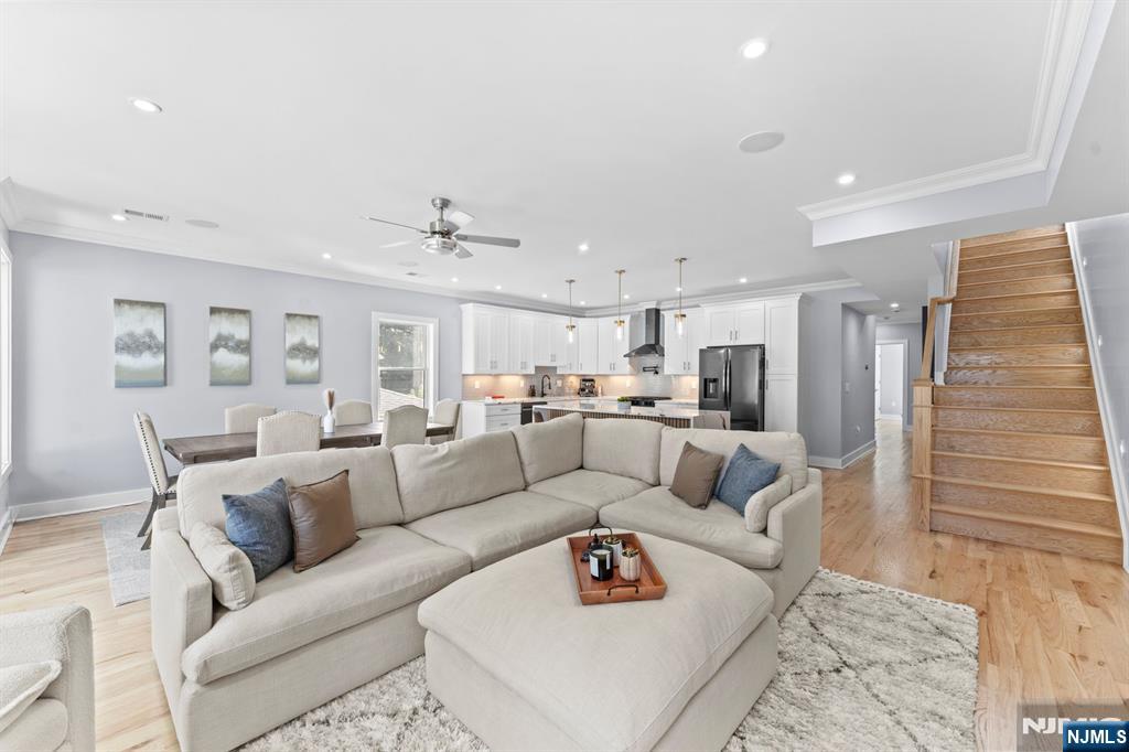 335 Virginia Avenue 2 - Photo 2