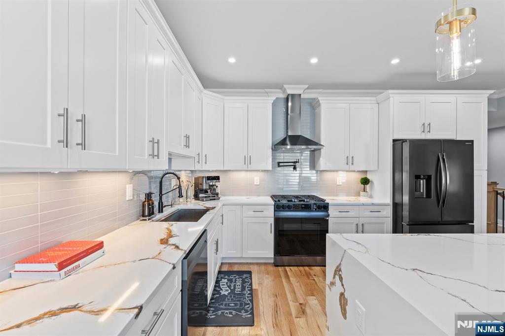 335 Virginia Avenue 2 - Photo 5