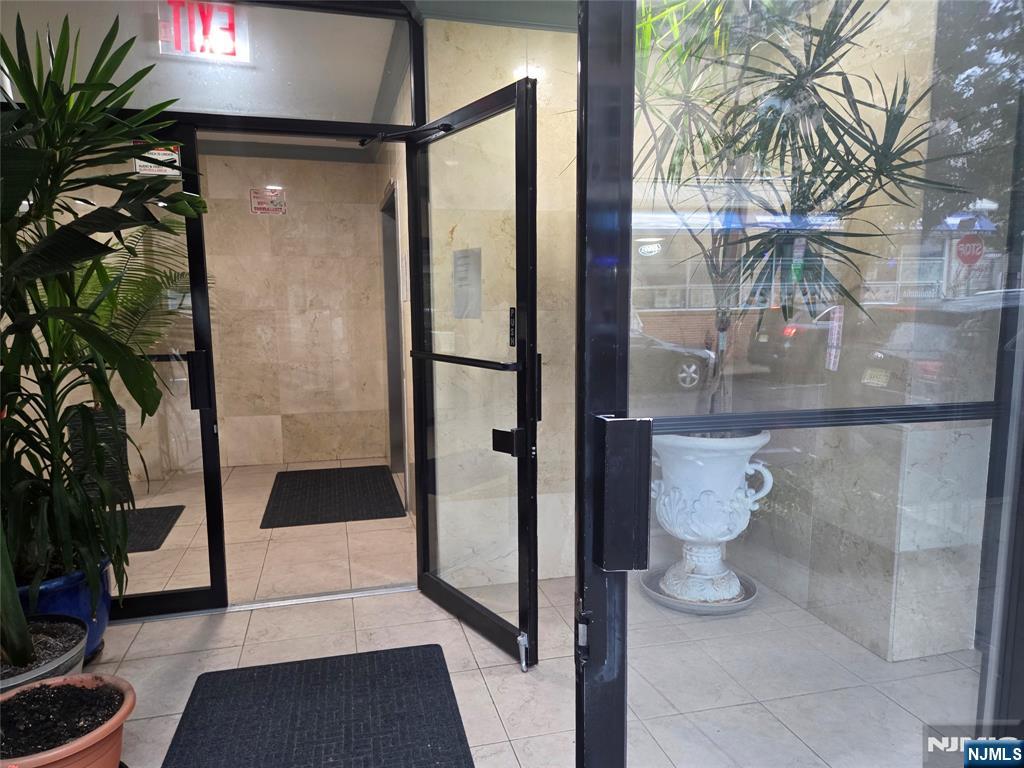 2401 Bergenline Avenue - Photo 2