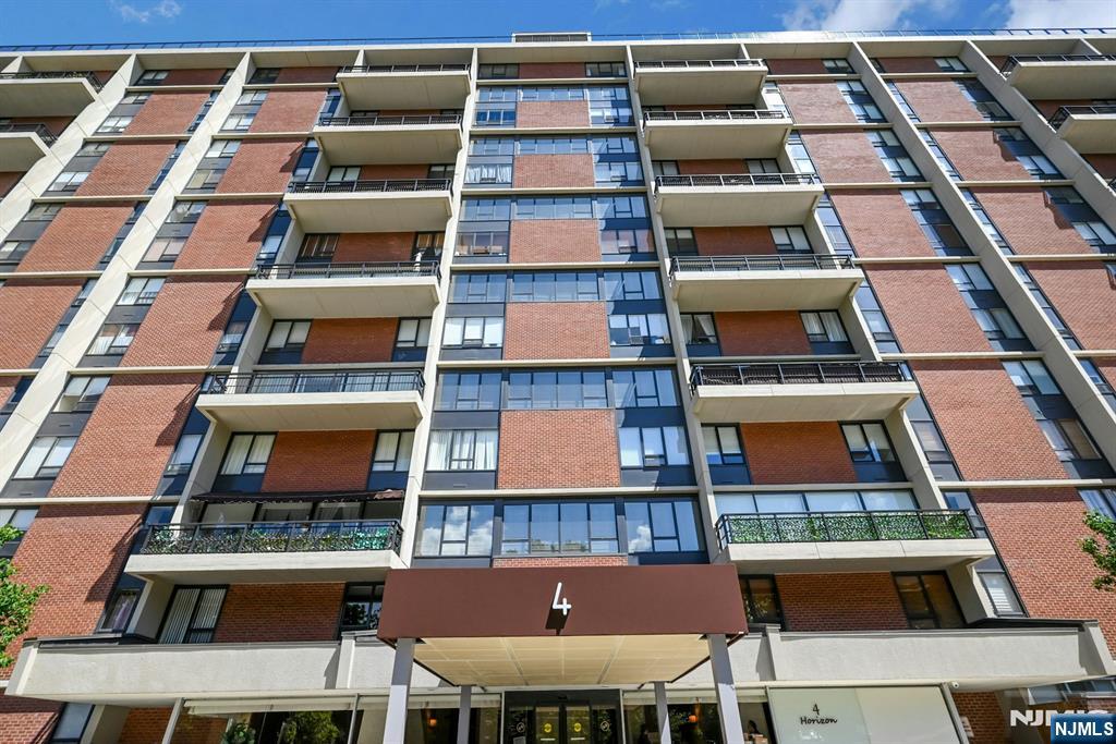 4 Horizon #805, Fort Lee, NJ 07024