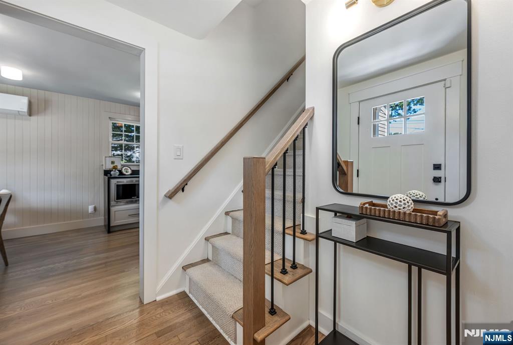 979 Salem Lane - Photo 5