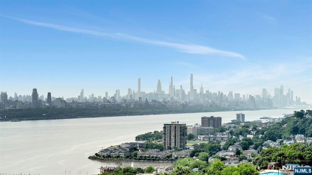 1530 Palisade Avenue #10F — photo 38